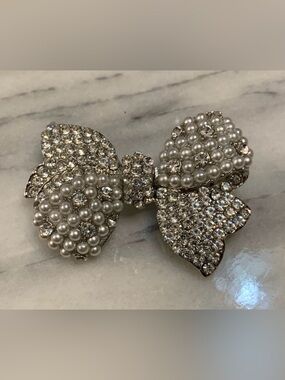 Pearl and Rhinestone Bow Brooch